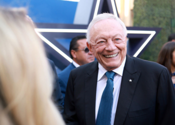 Dallas Cowboys Owner Jerry Jones Reveals Cancer Diagnosis, Credits Experimental Drug