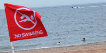 Hurricane Erin Strengthens as it Moves up the East Coast of US