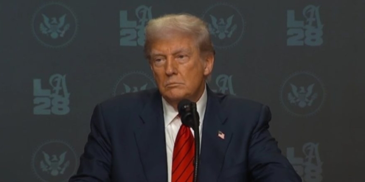 Ghislaine Maxwell Doesn’t Remember Trump Giving Epstein A Birthday Card