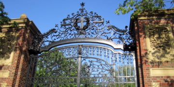 Harvard Co-Sponsors Event Featuring Activist Who Helped Palestinian Suicide Bomber Org