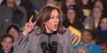 Majority Of California Dems Think Kamala Harris Should Pass On Another White House Run: POLL