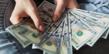 White House Reportedly Taking Aim At Banks Allegedly Cancelling Conservatives’ Accounts