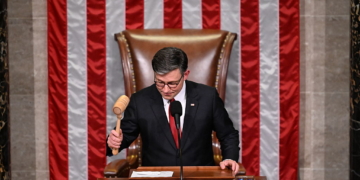 GOP Prayer Demand Turns To Chaos On The House Floor During Tribute To Charlie Kirk