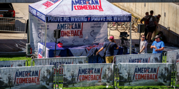 Suspect In Kirk Shooting In Custody