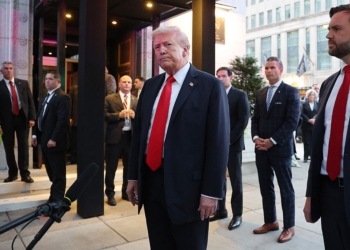 Video: Protesters Shout at Trump During Outing to DC Restaurant