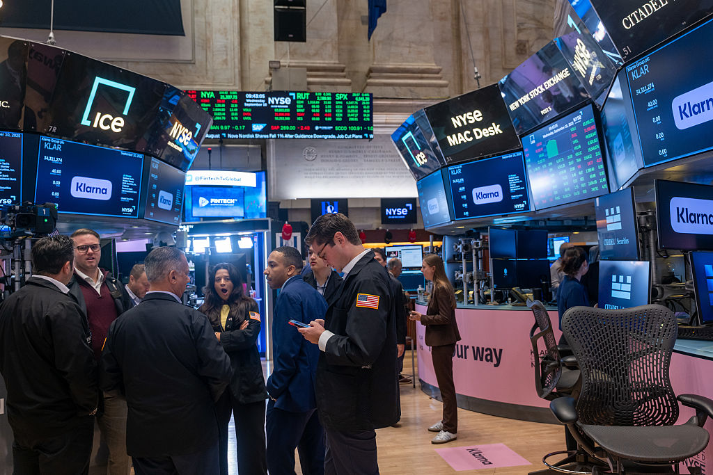 Wall Street Hits New Records as Rate Cut Expectations Surge — ‘Labor Market Is Still the Main Story’