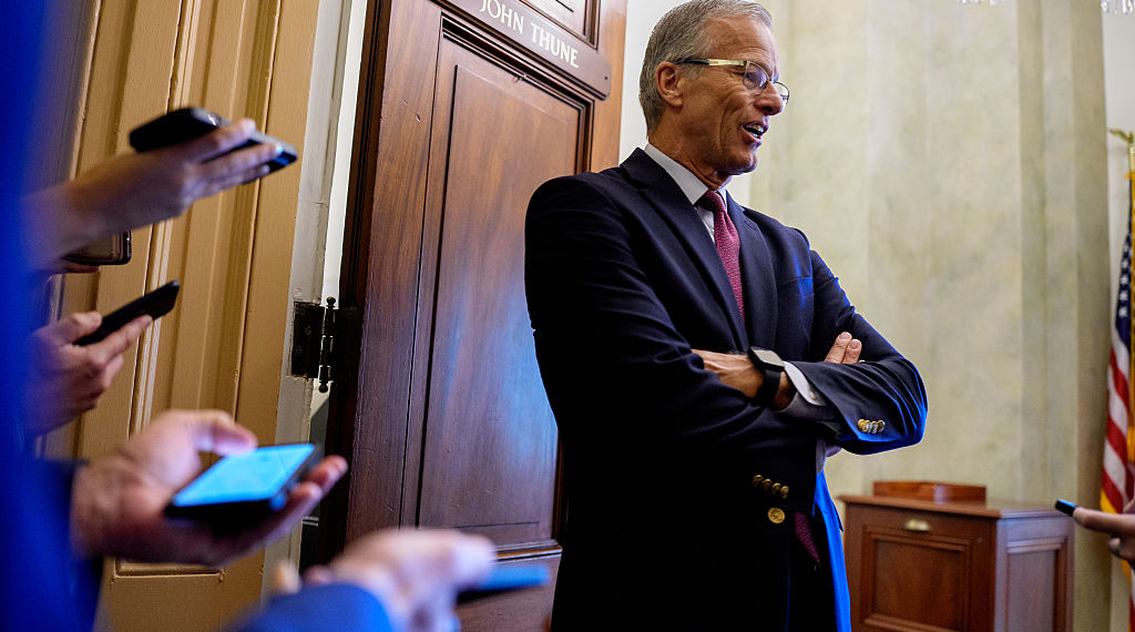 In One Vote Senate Approves 48 Trump Appointees