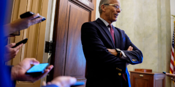 In One Vote Senate Approves 48 Trump Appointees