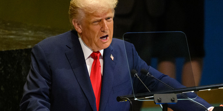 Government Shutdown Looms: Trump Nixes Meeting With Top Dems 