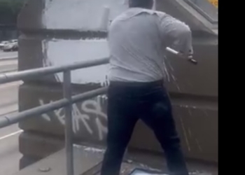 Cruz Paints Over Graffiti Defaming Charlie Kirk