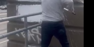 Cruz Paints Over Graffiti Defaming Charlie Kirk