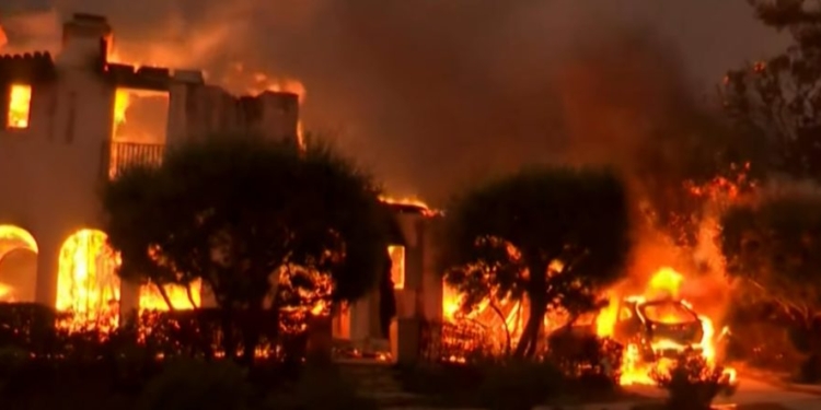 LA Response To Deadly Fires Strained By Jan. 6 Anniversary Prep, Report Finds