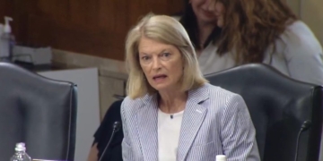 Lisa Murkowski ‘Strongly’ Objects To Trump Admin Quest To Cancel $5 Billion In Foreign Aid