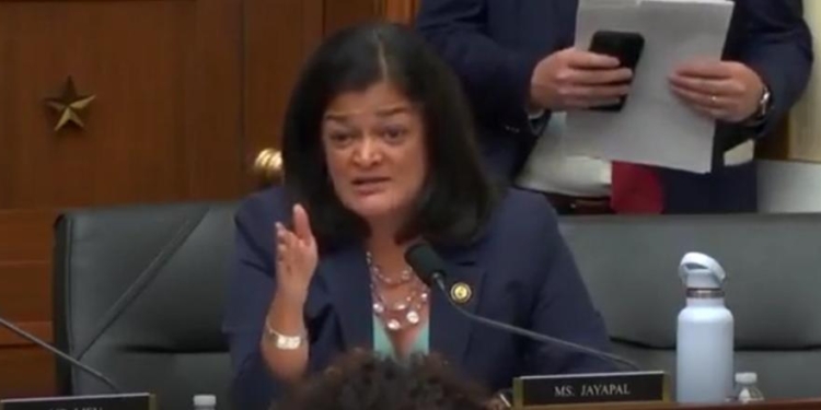 Pramila Jayapal Can’t Stop Screaming At Top Of Her Lungs At Kash Patel Over Epstein Answers