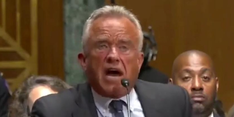 ‘You Said Nothing!’: RFK Jr. Unleashes On Dem Senator For Presiding Over Childhood Chronic Diseases For Decades