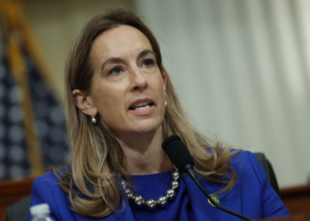 Dem Candidate Says Soldiers in City Streets ‘Makes People Less Safe’