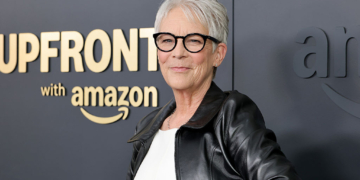 Jamie Lee Curtis Clarifies Previous Comment About Charlie Kirk, Calls it ‘Mistranslated’