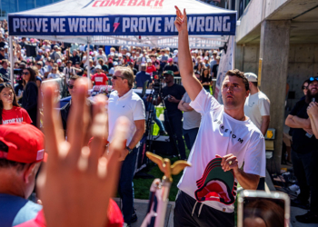 U.S. Revokes Visas For Those Who Celebrate Kirk Assassination