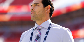 Breaking: Fox Sports Analyst Mark Sanchez Stabbed in Indianapolis, in ‘Stable Condition’