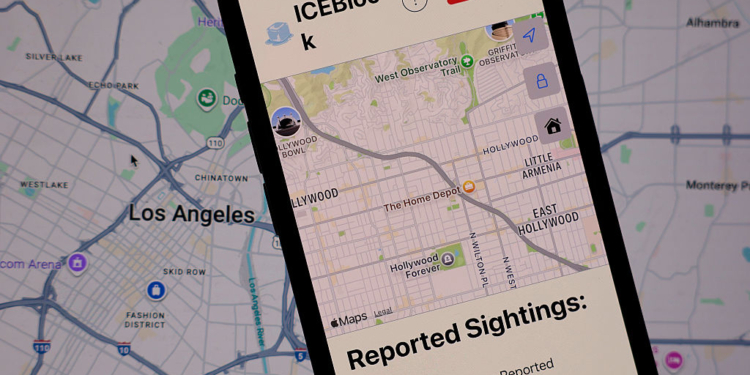 Apple Removes ICE-Tracking App