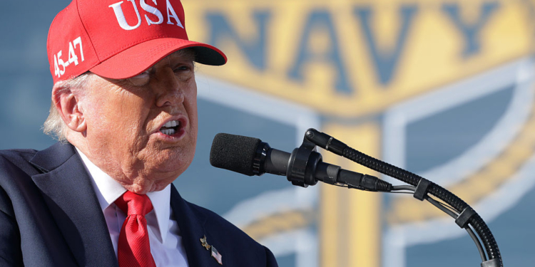 Trump to Unpaid Sailors: ‘Don’t Worry About It’