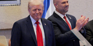 Trump Proclaims ‘New Beginning’ When Signing Israeli Parliamentary Guestbook 
