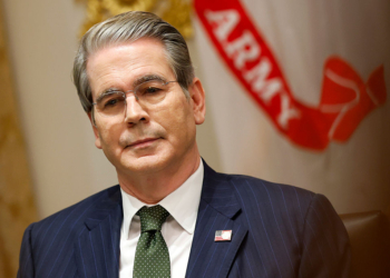 US National Debt Surges Past $38 Trillion Amid Government Shutdown