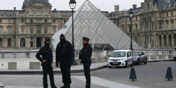 Expert: Louvre Heist Could Trigger Worldwide Security Shake-Up
