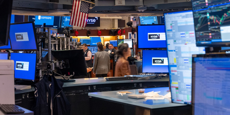 Historic First: Government Shutdown Halts Inflation Report, Leaving Fed and Wall Street in the Dark