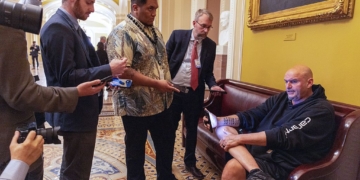 Fetterman Apologizes For ‘Absolute Failure’ of Dems, Shutdown 