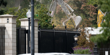 WaPo Editorial Board Backs Trump’s ‘Long-Overdue’ Ballroom Project 