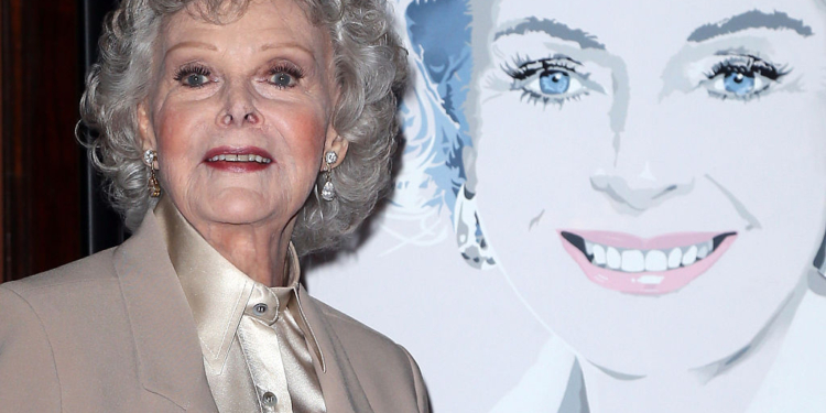 ‘Lassie,’ ‘Lost in Space’ Actress June Lockhart Dies at 100