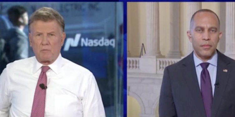 CNBC Host Tells Hakeem Jeffries Point-Blank He Would Be ‘Going Crazy’ If GOP Shut Down Gov’t Over Democrat Policies