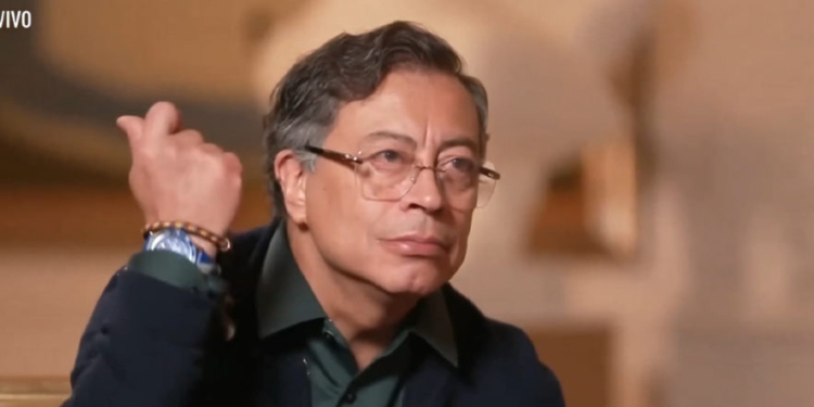 Colombian President Gustavo Petro Casually Threatens To ‘Get Rid Of Trump’