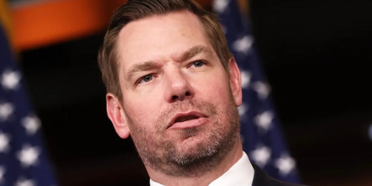 Congressman Eric Swalwell Demands That Next Dem Nomination Must Make Pledge About Trump’s Ballroom