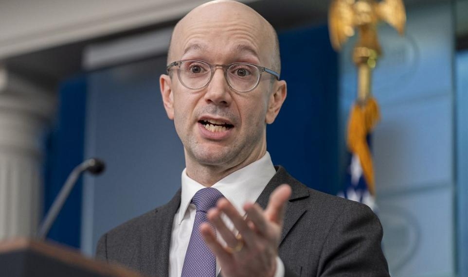 Former White House Spokesman Questioned By House Committee