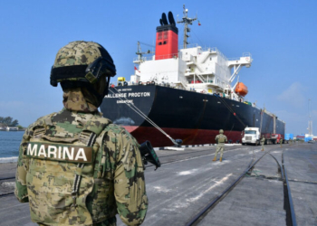 Gobierno Mexicano Usa Empresas Privadas Para Entregar a Cuba 3 Mil Millones de Dólares en Petróleo