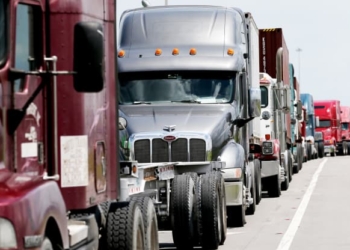 GOP Lawmakers To Permanently Lock In Trump’s Crackdown On Illegal Migrant Truckers