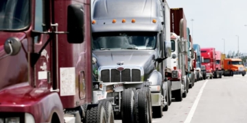 GOP Lawmakers To Permanently Lock In Trump’s Crackdown On Illegal Migrant Truckers