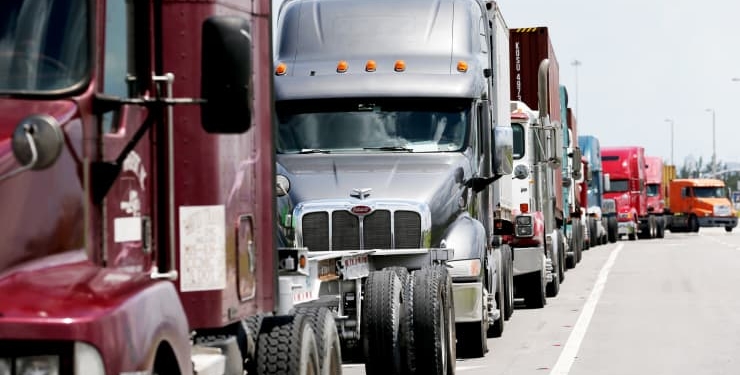 GOP Lawmakers To Permanently Lock In Trump’s Crackdown On Illegal Migrant Truckers