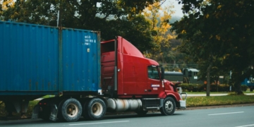 More Cash Flows Into American Truckers’ Pockets As Trump Cracks Down On Foreign Drivers
