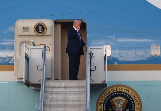 Secret Service Discovers Hunting Stand With Line Of Sight To Trump