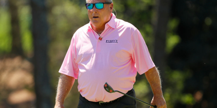 Legendary Golfer Fuzzy Zoeller Dies at 74