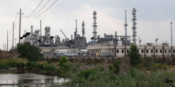 Democrat-Led States Wrestle With Green Goals While Suing Fossil Fuel Giants