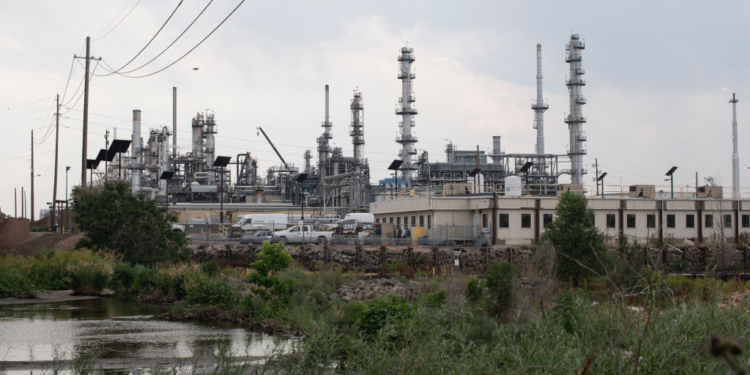 Democrat-Led States Wrestle With Green Goals While Suing Fossil Fuel Giants