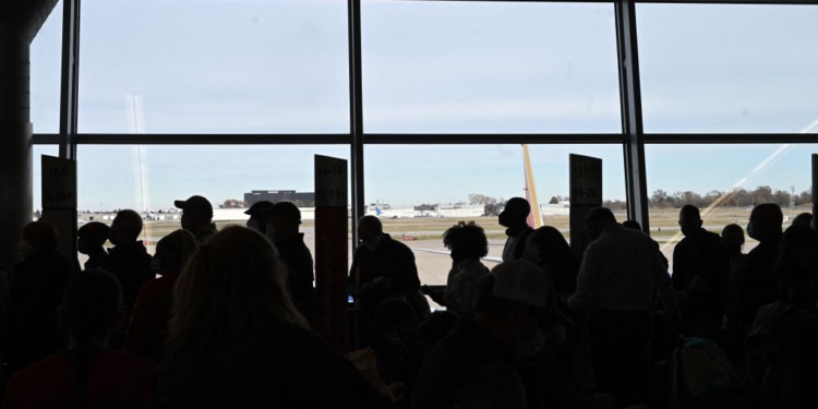 Knife-Wielding Suspect Killed in Officer-Involved Shooting at St. Louis Airport