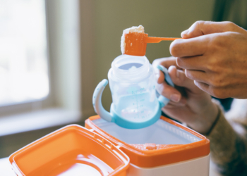 FDA Probes Infant Botulism Outbreak Linked to Recalled Baby Formula