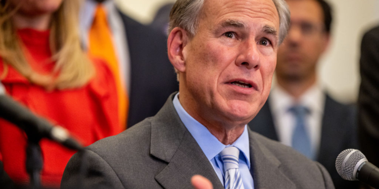 Texas Judge Unleashes Scathing Dissent After Redrawn Map is Blocked