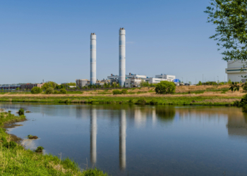 Tower Collapse at South Korean Power Plant Leaves One Dead, Four Missing