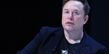 Norway’s $1.6 Trillion Wealth Fund Opposes Elon Musk’s Record Tesla Pay Deal